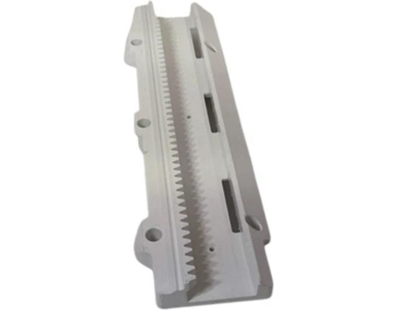 GE RAIL HOLDER FZ LWR RH 21